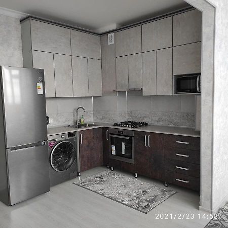 Spacious appartment просторная квартира Ташкент Екстер'єр фото
